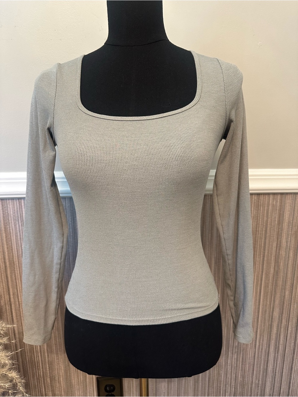 Hollister Wide Neck Ribbed Long Sleeve Top Heather Gray XS